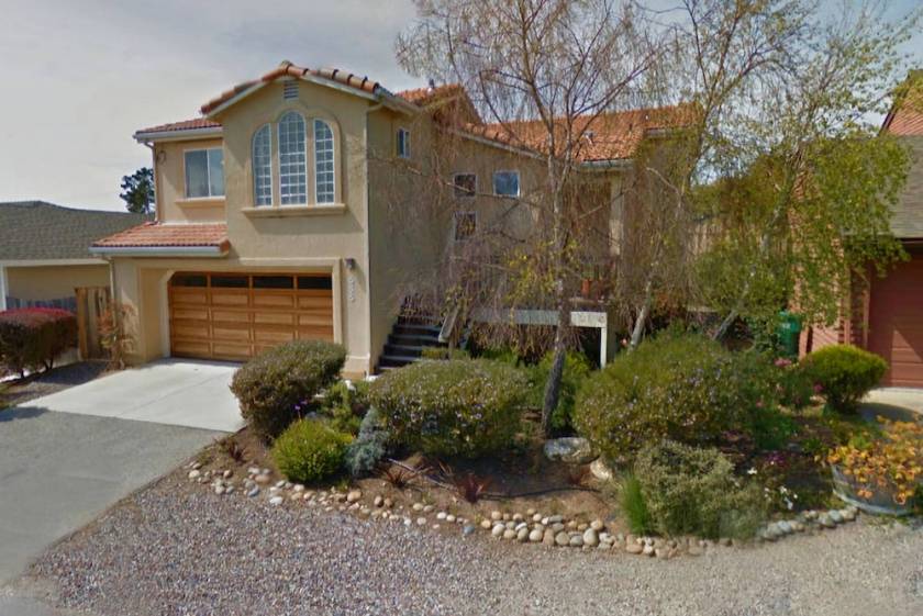 exterior lancaster street vacation rental in cambria ca